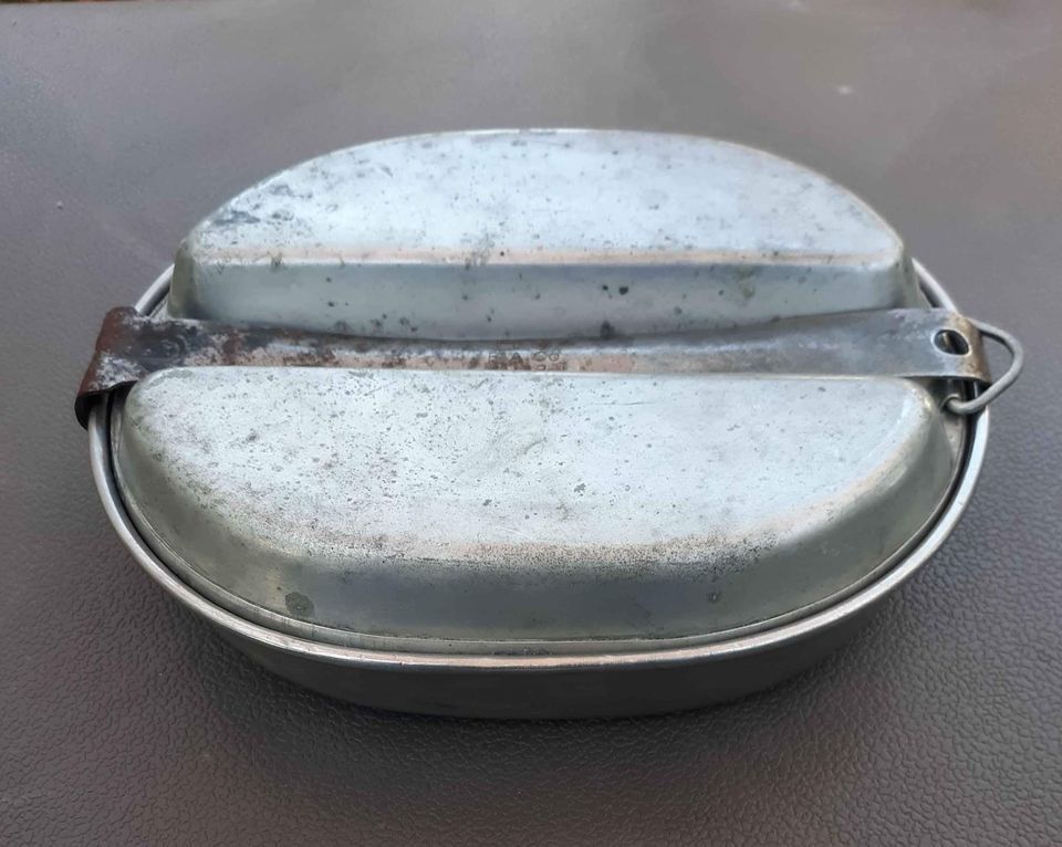 Mess Kit 1943. Stamp With Date Into Handle $10