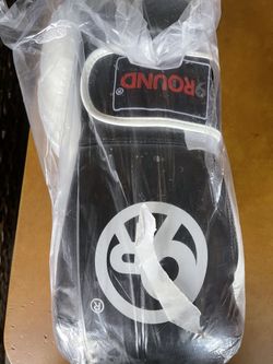 New 9 Round Boxing gloves 