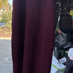 Nice Burgundy Formal dress Size medium From Windsor 