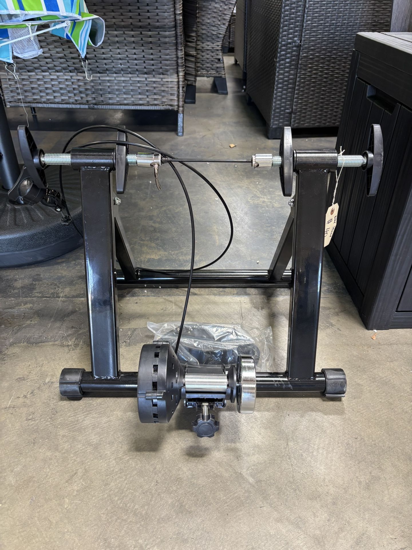 New Indoor Bike Trainer Stand for Exercise,Noise Reduction Stationary Bike Converter,8-Level Magnetic Resistance Bike Trainer