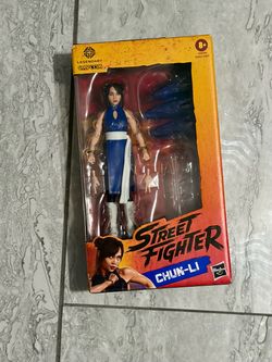 Hasbro Street Fighter Chun-Li Action Figure