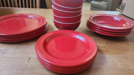 Vintage Emile Henry dinnerware set