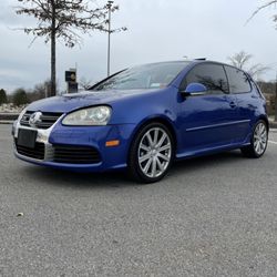 2008 Volkswagen R32 · Hatchback 2D