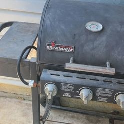 Gas/ Charcoal. Combo Grill.