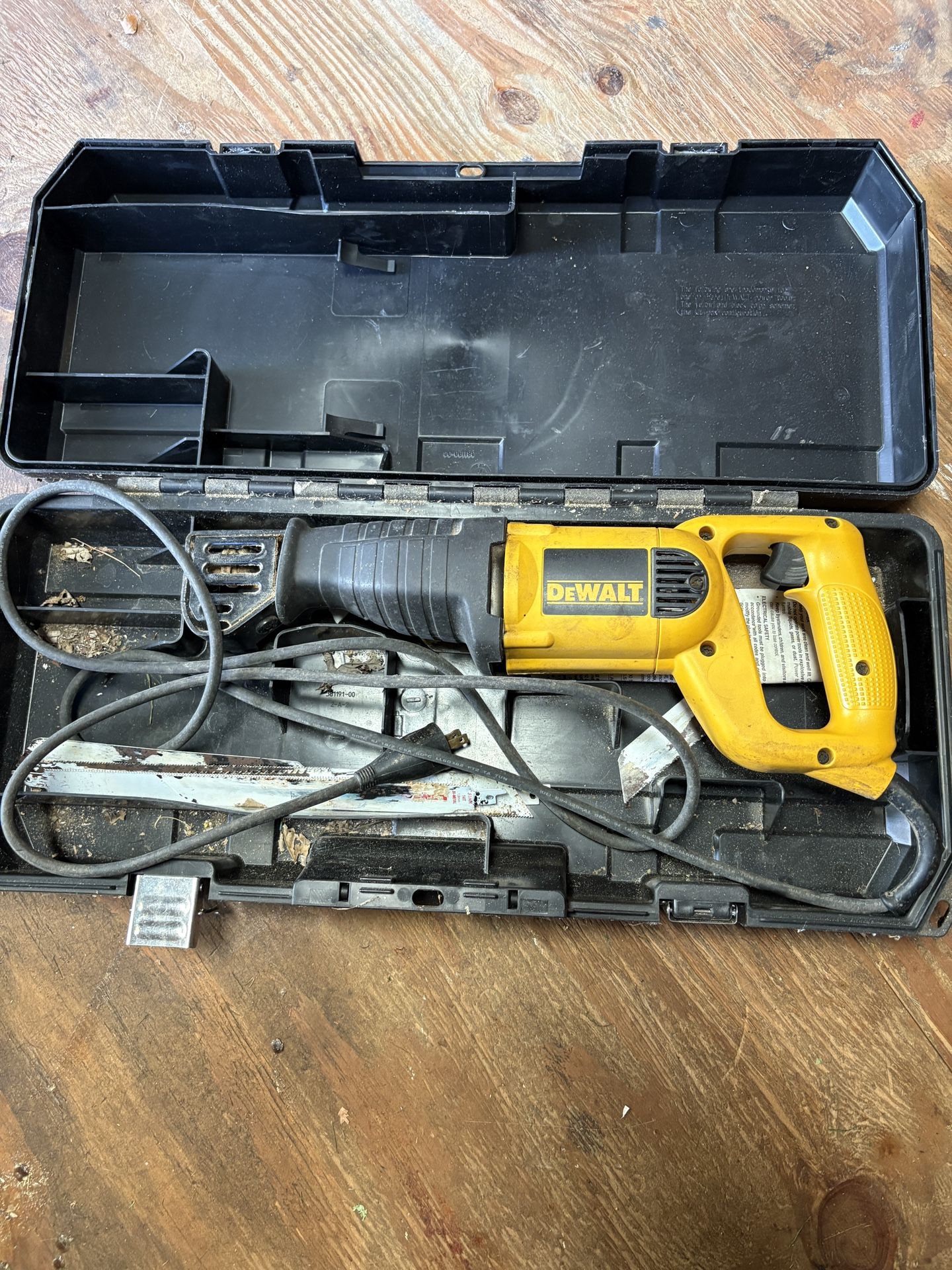Dewalt Corded Sawzall 