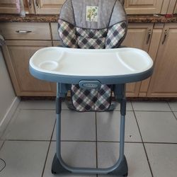 Graco baby chair Firm