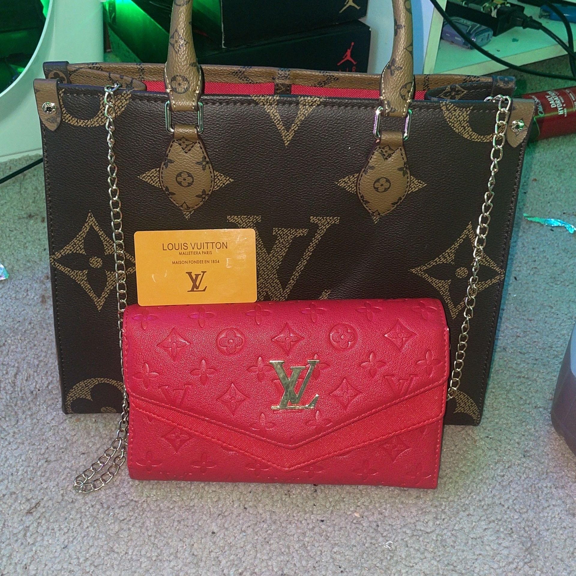 Louis Vuitton Purse And Wallet