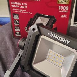 4  Husky Work lights