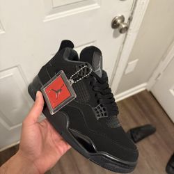 Brand New Jordan 4 Black cats men’s Size 7 