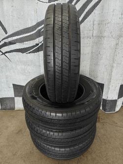 LT 195/80r15 "Near Brand New" Kumho ProTran KC53 Load "D" Tires