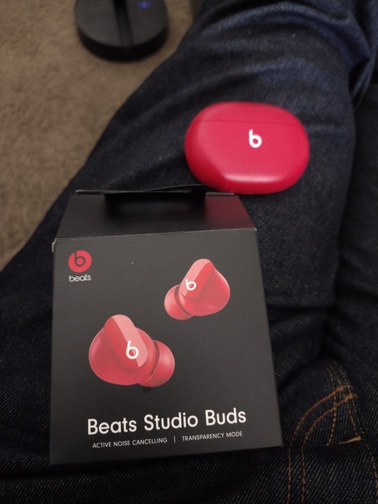 Beats Studio Buds Red Used .. Right Ear Not Turning On
