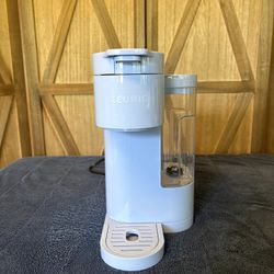 Keurig K-Express Essentials Coffee Maker 