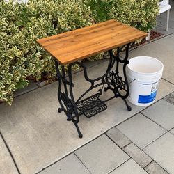 Vintage End Table 