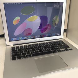 13” MacBook Air i5 
