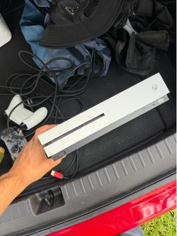 Xbox One S