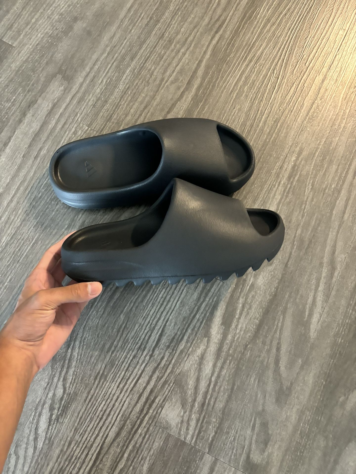 Adidas Yezzy Slides Size 10 