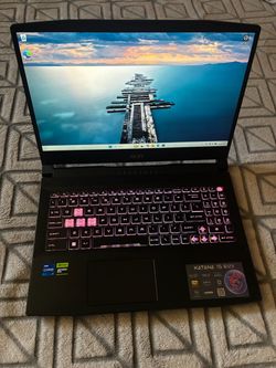 🔥 MSI KATANA GAMING LAPTOP – RTX 4050 + i7 – LIKE NEW 🔥