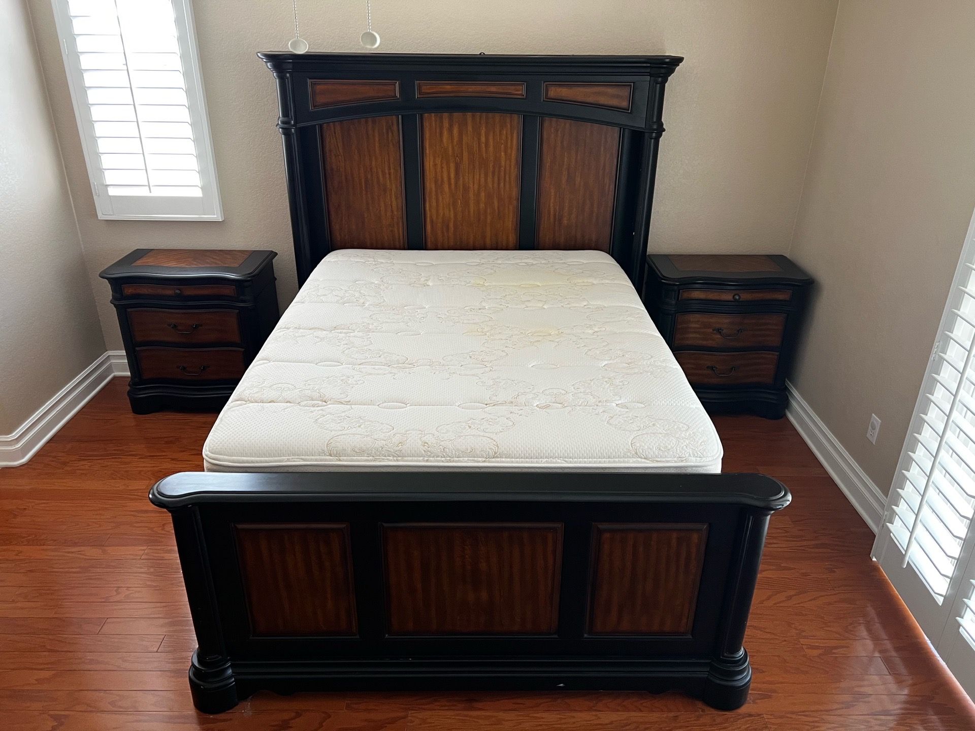 Bedroom set