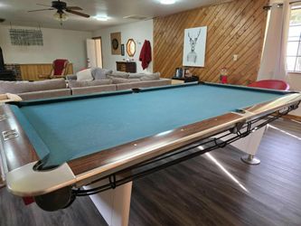 Pool table