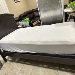 Twin mattress 