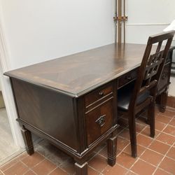Vintage Wooden Desk & Chair Set – Sturdy and Stylish