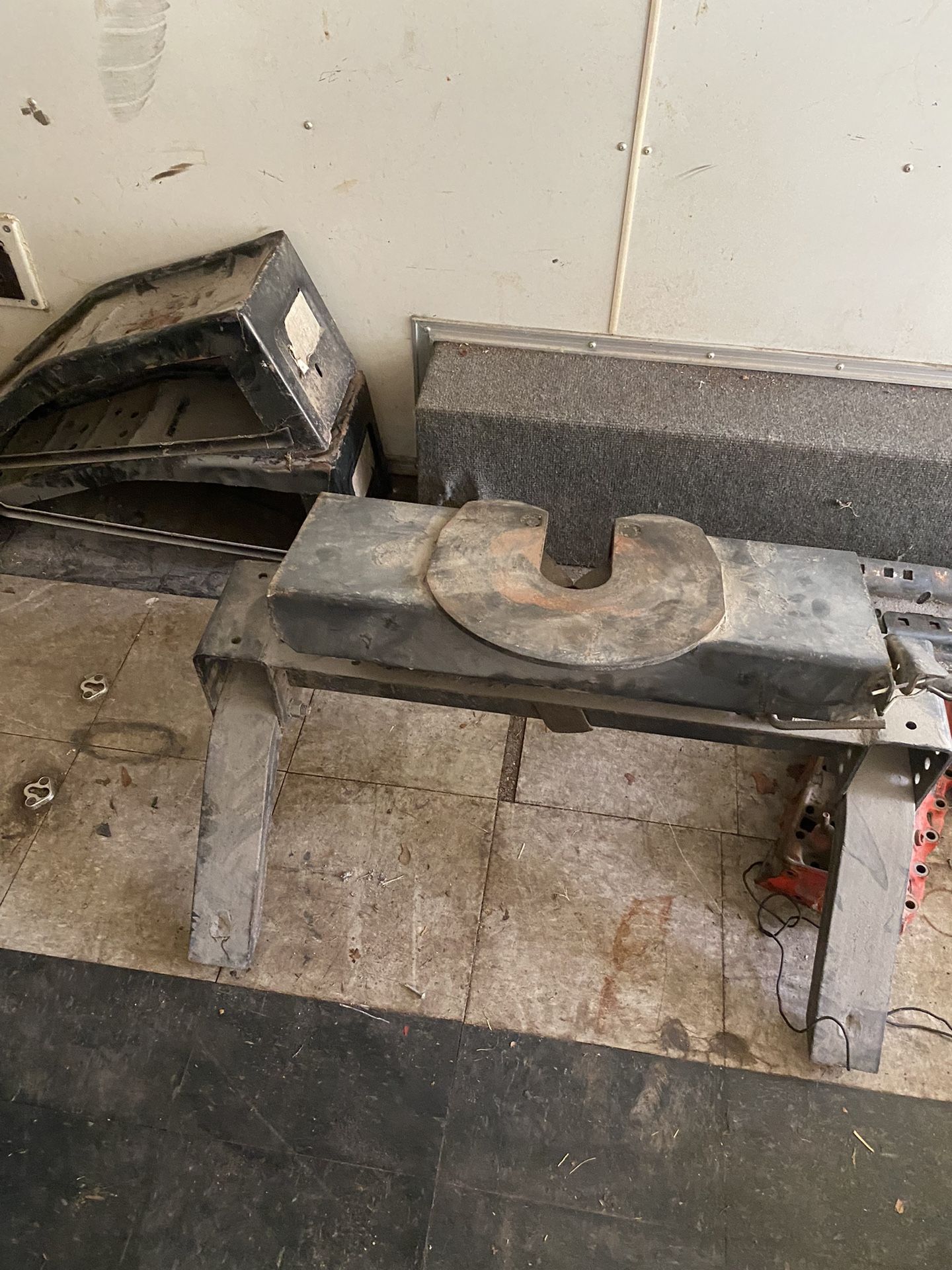 Complete Fifth Wheel Hook Up