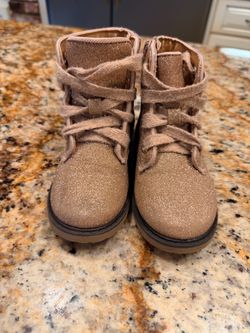 Toddler glitter boots 9c