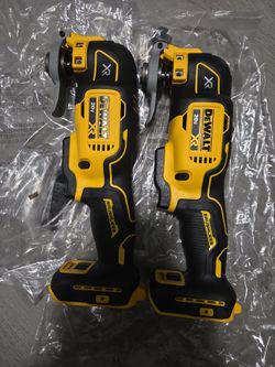DEWALT 20VMAX XR BRUSHLESS DCS356 CORDLESS OSCILLATING MULTY-TOOL (TOOL ONLY) PRICE IS FIRM $150 EACH 