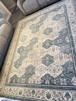 Area rug