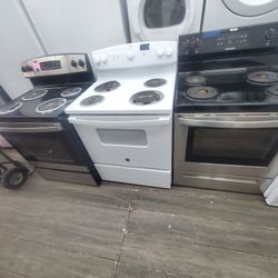 stove electric 30 inches coil great condition warranty $350 pick up 301 saundview ave bronx NY 10473