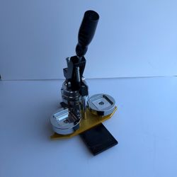 Square magnet maker