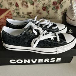 Brand New Men’s Converse 
