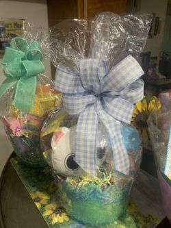 EASTER BASKETS