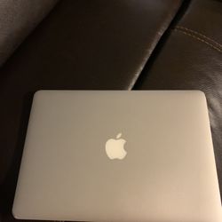 Apple MacBook Air