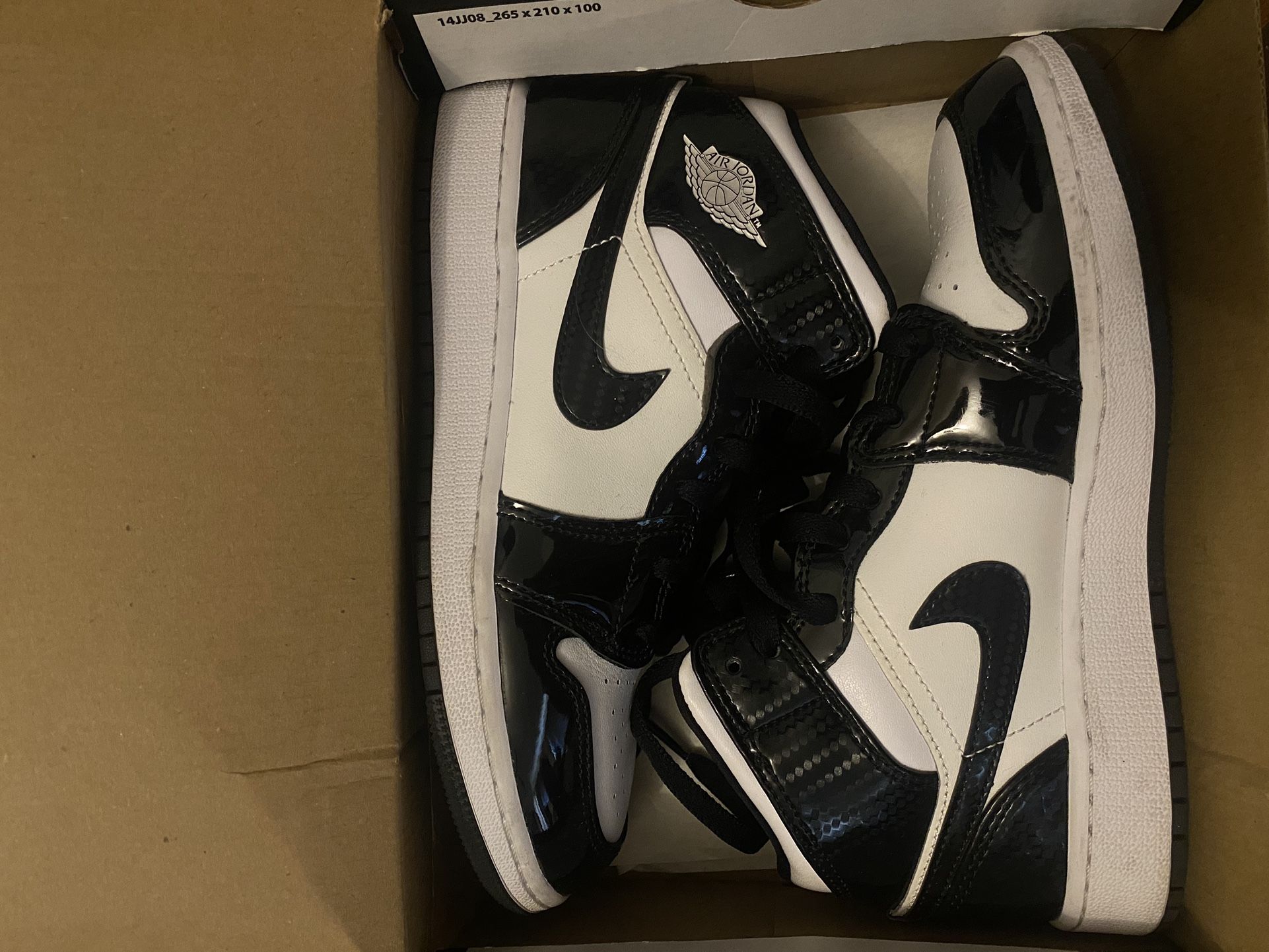 Air jordan 1 mid SE ASW