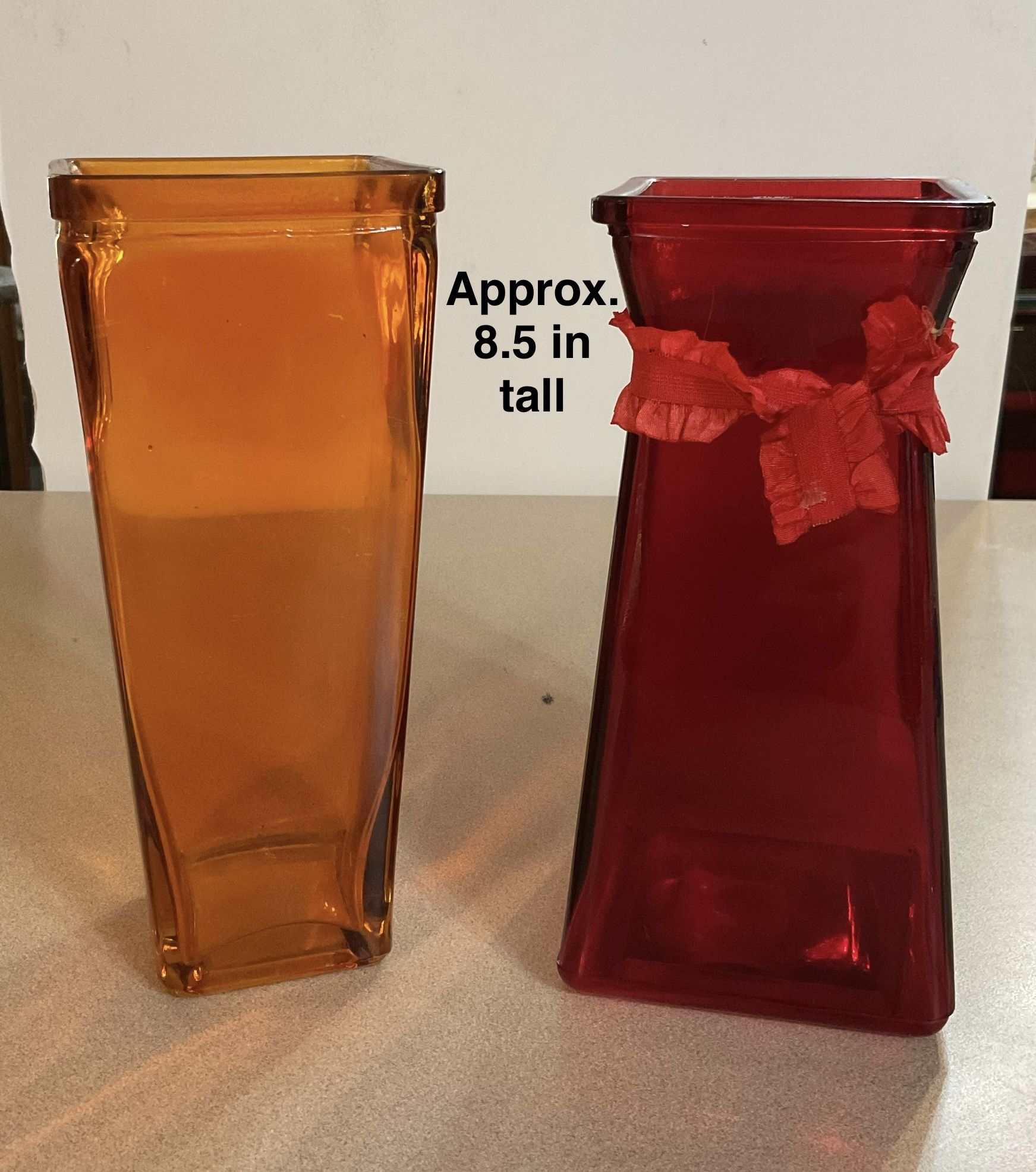 2 Vintage Vases 1 Red 1 Orange