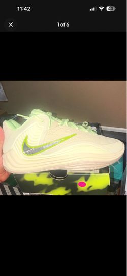 Nike Giannis Freak Basketball Sneakers