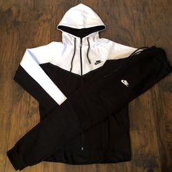 NEW! Men Nike Sweatsuits - ALL SIZES!