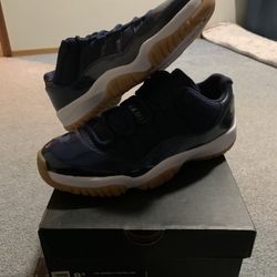 Jordan 11 Midnight Navy