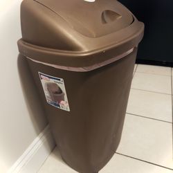 Kitchen Trash Can Bin 