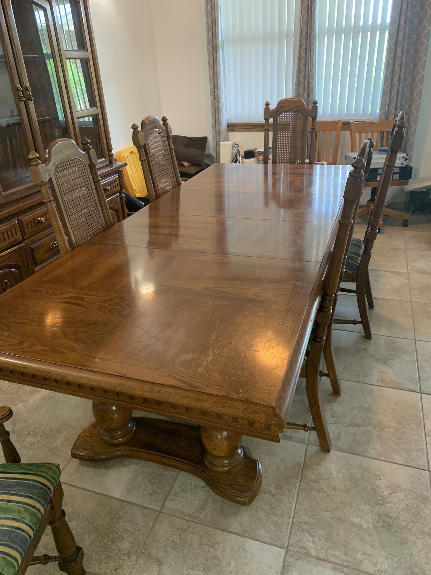 Antique Solid Oak 8ft Table With Hutch