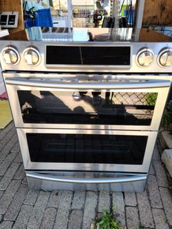 Samsung 6.3 cf Samsung Flex Duo Front Control Slide-in Electric Range with Smart Dial & Air Fry - Stainless Steel