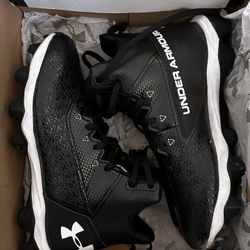 Youth Baseball Cleats 