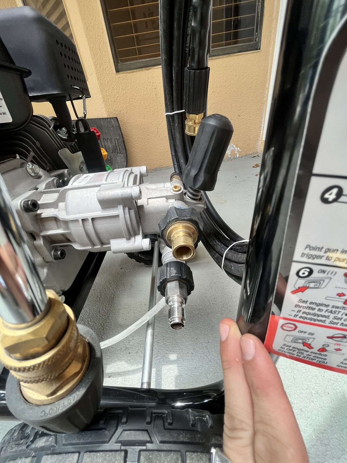 CRAFTSMAN 3000 PSI 2.3GallonGPM Cold Water Gas Pressure Washer for