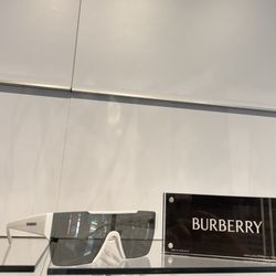 Burberry Sunglasses 