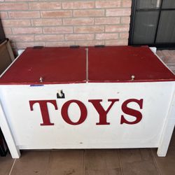 Hand Made Real Wood Toy Box