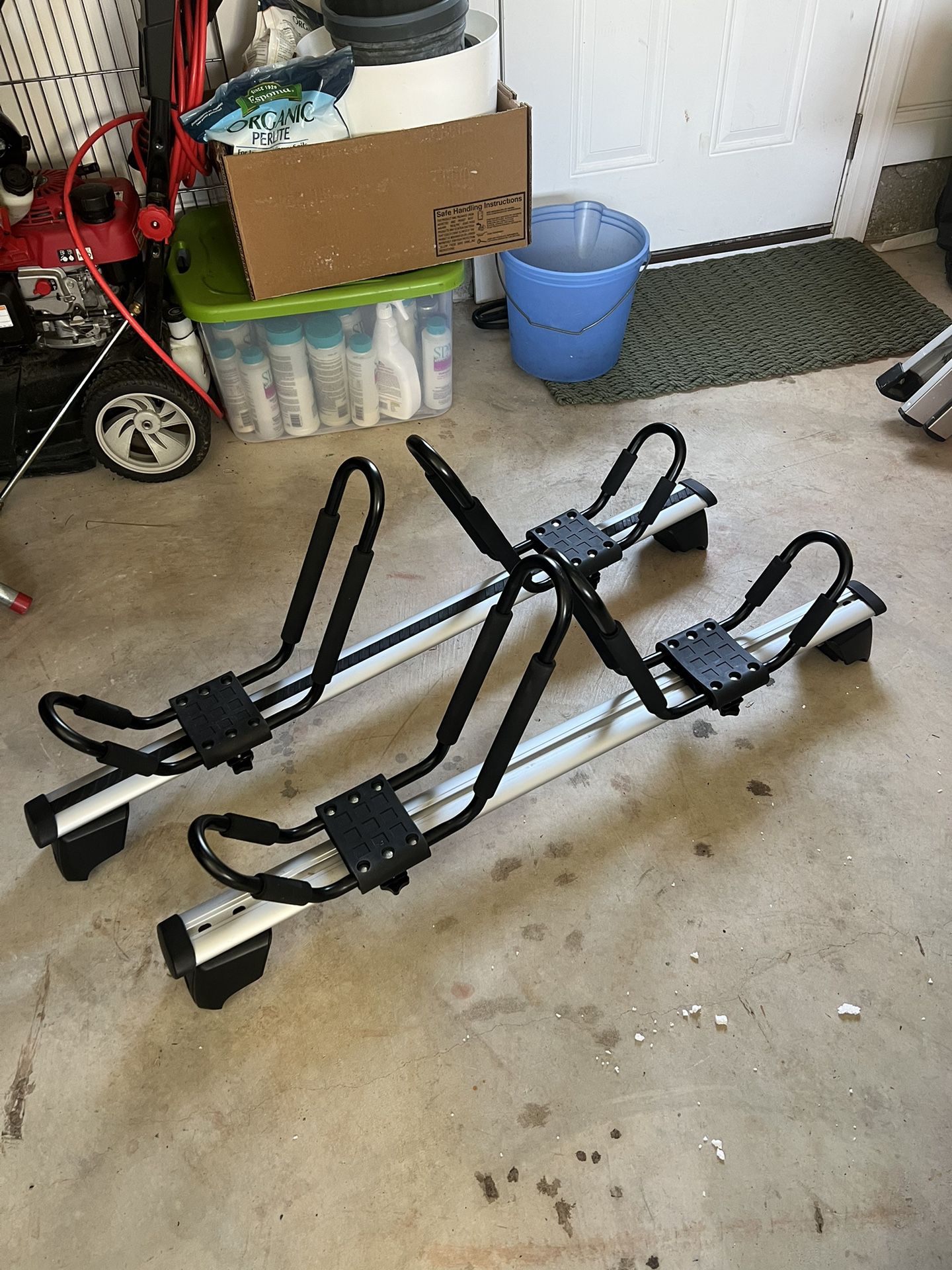 Audi Roof Racks With Removable Kayak Attachment 