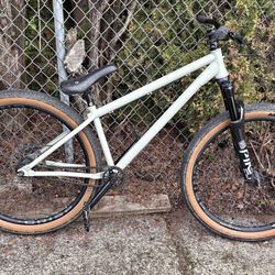 Evil Faction II Dirt Jumper