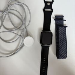 Nike Apple Watch SE (40mm)