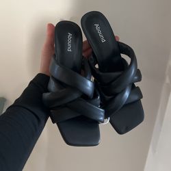 Abound Heels Size 8